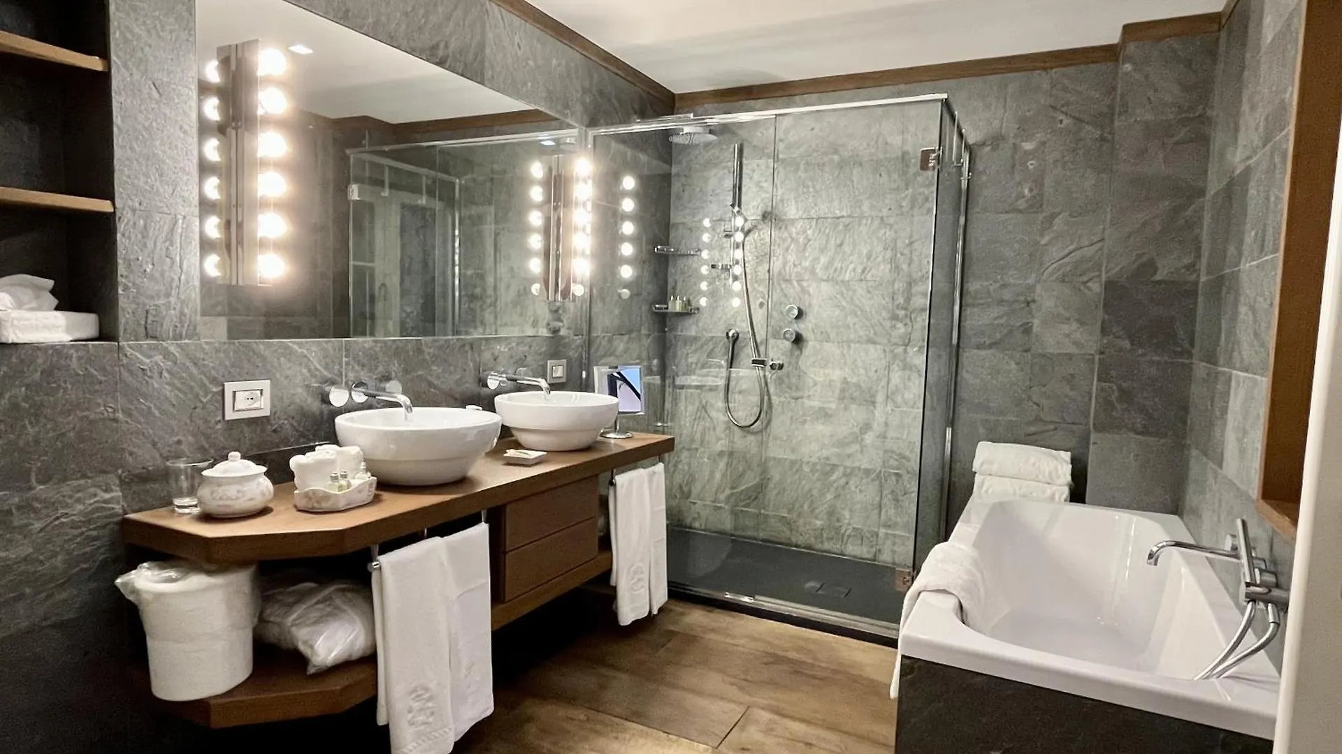 Villa Spalletti Trivelli - Small Luxury Hotels Of The World Rome 5*,